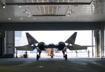 Первые кадры финальной версии российского самолета Су-57!