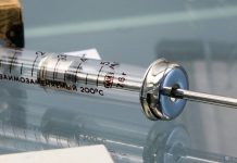 В Швейцарии после прививки от COVID-19 скончались 16 человек