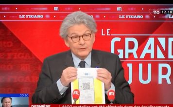 Французский политик показал сертификат вакцинации, который ЕС будет использовать с лета