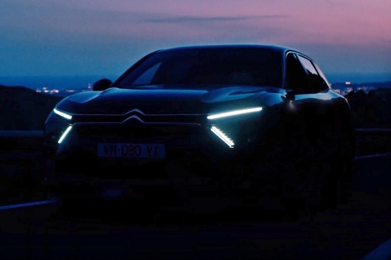 Преемника Citroen C5 показали на видео: теперь большой лифтбек