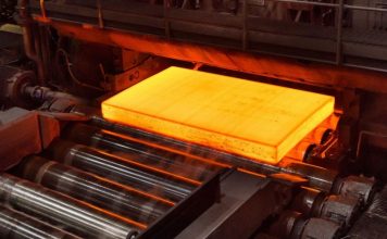 Компания является создателем первой в мире стали без ископаемого топлива