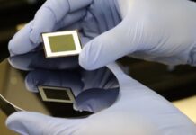 Двухсторонние фотоэлектрические элементы обеспечивают рекордную эффективность