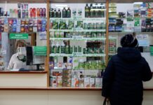 Власти объяснили продажу в России товаров подсанкционных украинских фирм