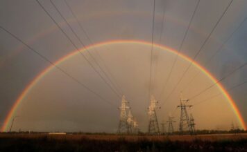 Белоруссия возобновила поставки электроэнергии на Украину