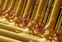 Транзит российского газа через Украину в Словакию упал на 41%