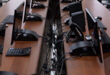 Власти решили отложить реформу корпоративного банкротства