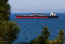 Чем опасен запрет на страхование танкеров с российской нефтью