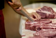 Минсельхоз предложил продлить беспошлинный импорт говядины