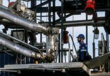 Алекперов назвал Азербайджан и Туркменистан «окном» для российской