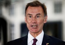 Британия назвала разрушительным тупик в ситуации с госдолгом США