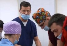 «20 дней в Мариуполе»: врачи-герои фильма-номинанта на Оскар 2024 года рассказали свои истории музея «Голоса мирных» Фонда Рината Ахметова