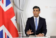 Эксперты назвали финансовое положение Британии самым сложным за 70 лет