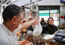 Аргентинцы стали меньше есть говядину из-за экономического спада