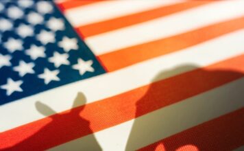 Трамп пообещал добиться, чтобы Китай платил США «много денег»