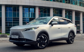 В России cтартовали продажи кроссовера Omoda C7, все цены известны
