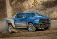Ram 1500 TRX может скоро вернуться с посвежевшей внешностью и мотором V8 Hemi