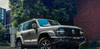 Обновлённый внедорожник Tank 300 выходит на российский рынок, цены известны