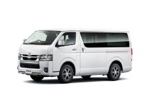 Toyota обновила вэн HiAce прошлого поколения: изменения коснулись салона и списка оснащения