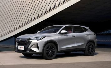 Кроссовер Changan CS35 Max для российского рынка: стал известен состав комплектаций