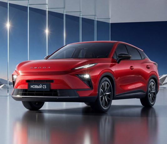 Новый кроссовер Omoda C5 для российского рынка: цены и комплектации